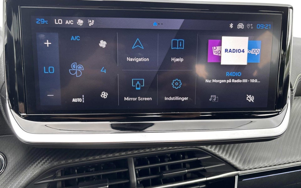 Peugeot e-208 50 GT 5d