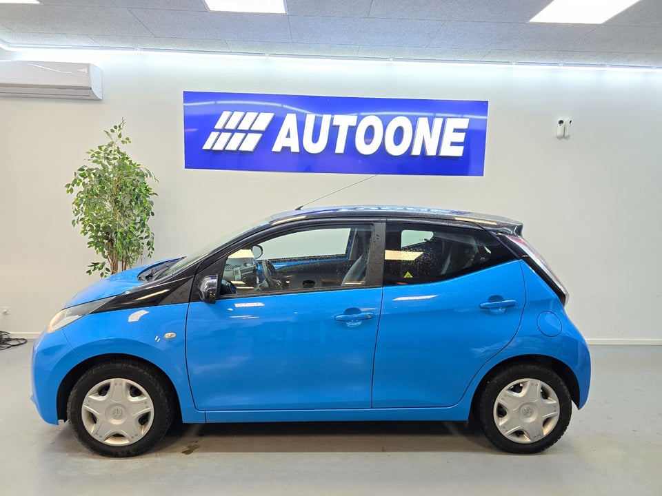 Toyota Aygo 1,0 VVT-i x-cite 5d