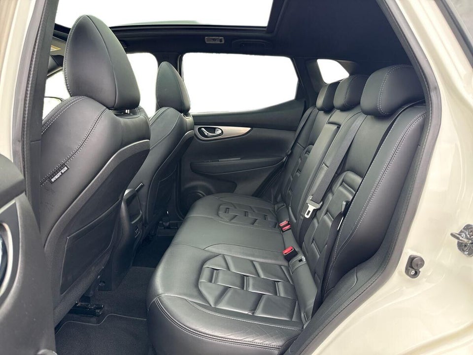 Nissan Qashqai 1,3 Dig-T 140 Tekna+ Dynamic 5d