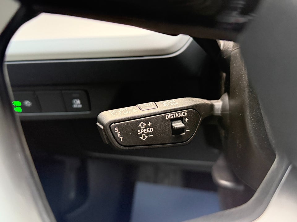 Audi Q4 e-tron 40 Advanced 5d