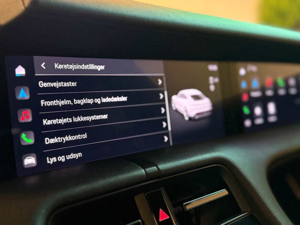 Porsche Taycan 4S Performance+ 4d