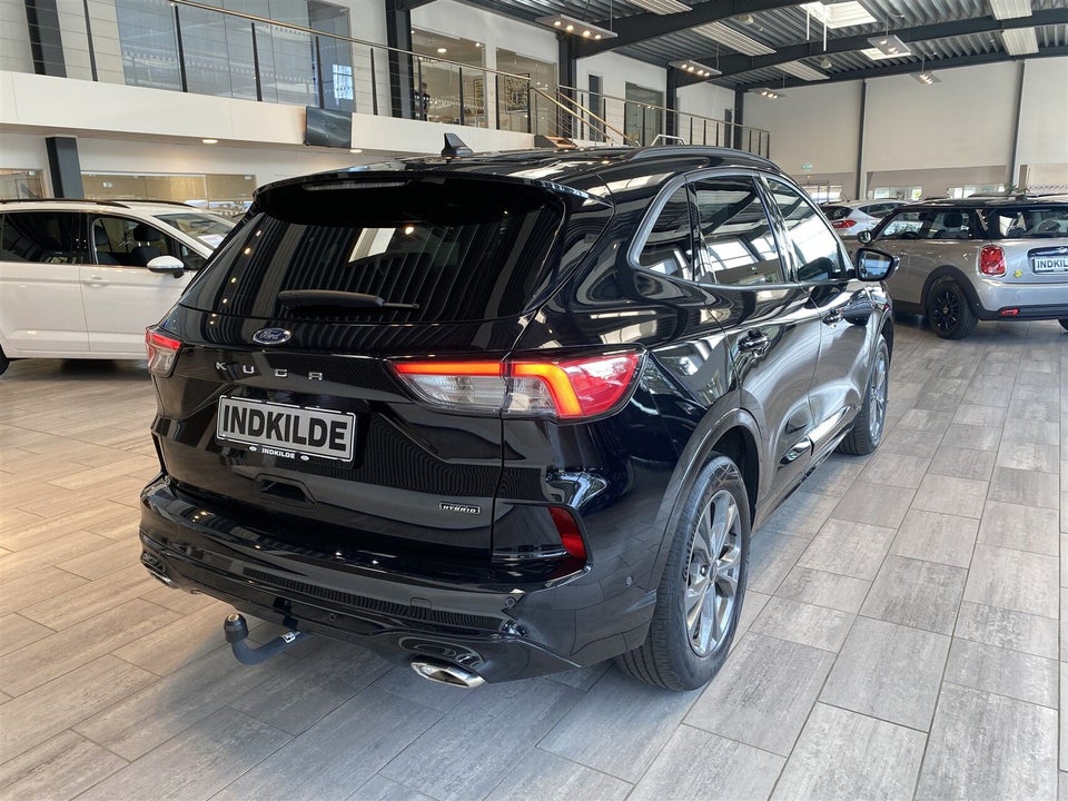 Ford Kuga 2,5 PHEV ST-Line X CVT 5d