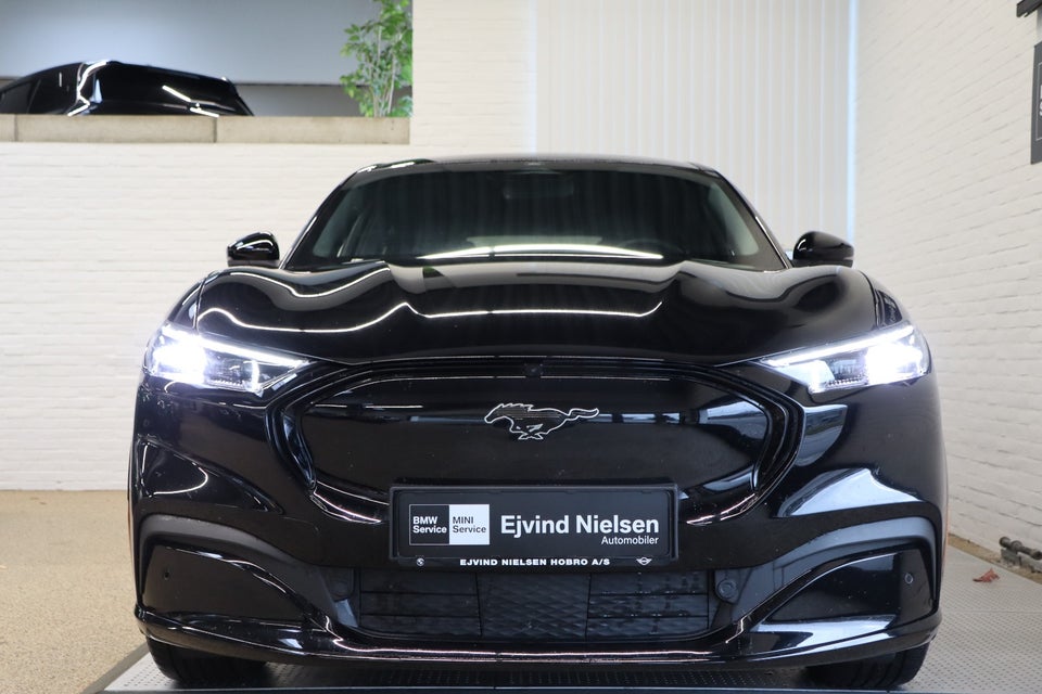Ford Mustang Mach-E 75 Standard Range AWD 5d