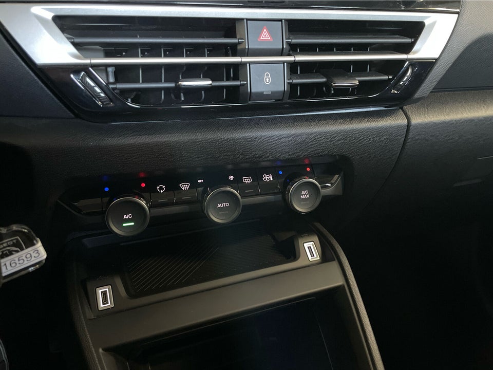 Citroën ë-C4 X 50 Plus 4d