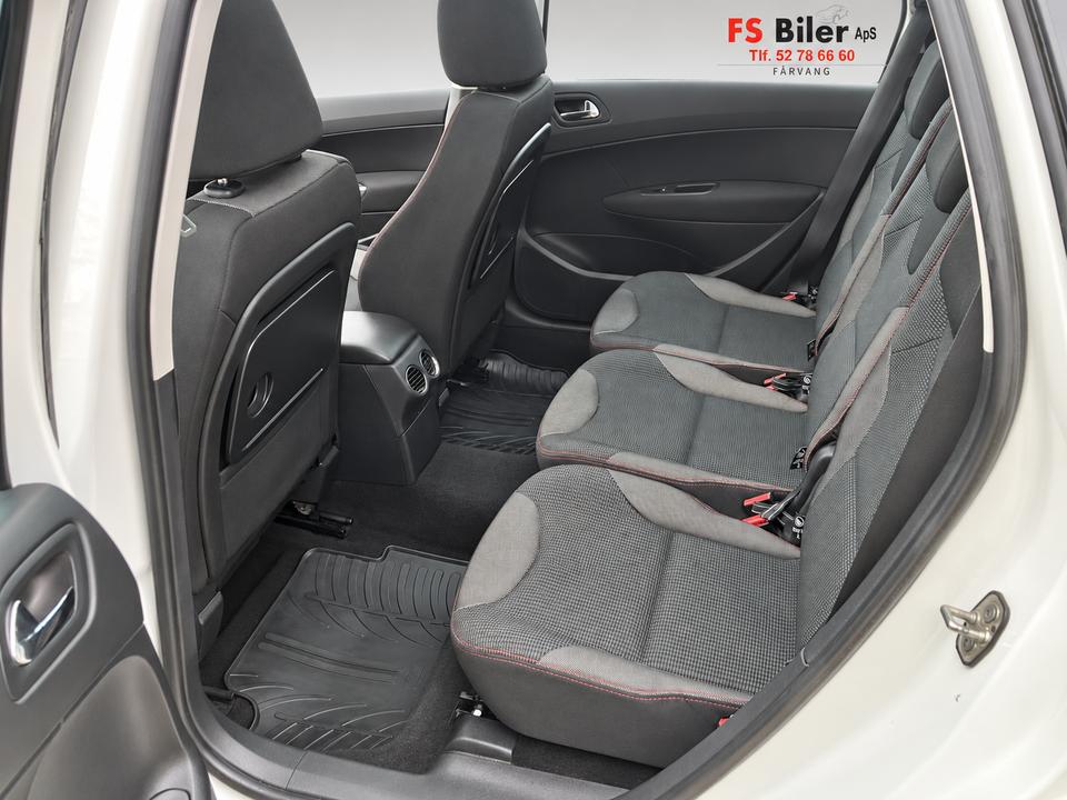 Peugeot 308 1,6 THP 156 Sportium SW 5d