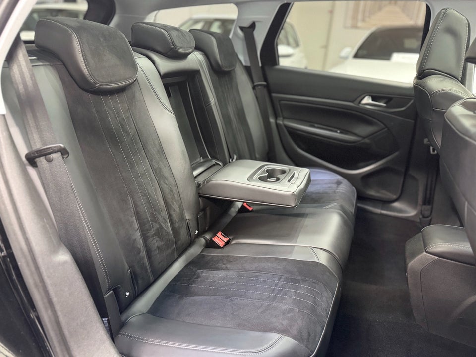 Peugeot 308 1,6 BlueHDi 120 Allure SW 5d