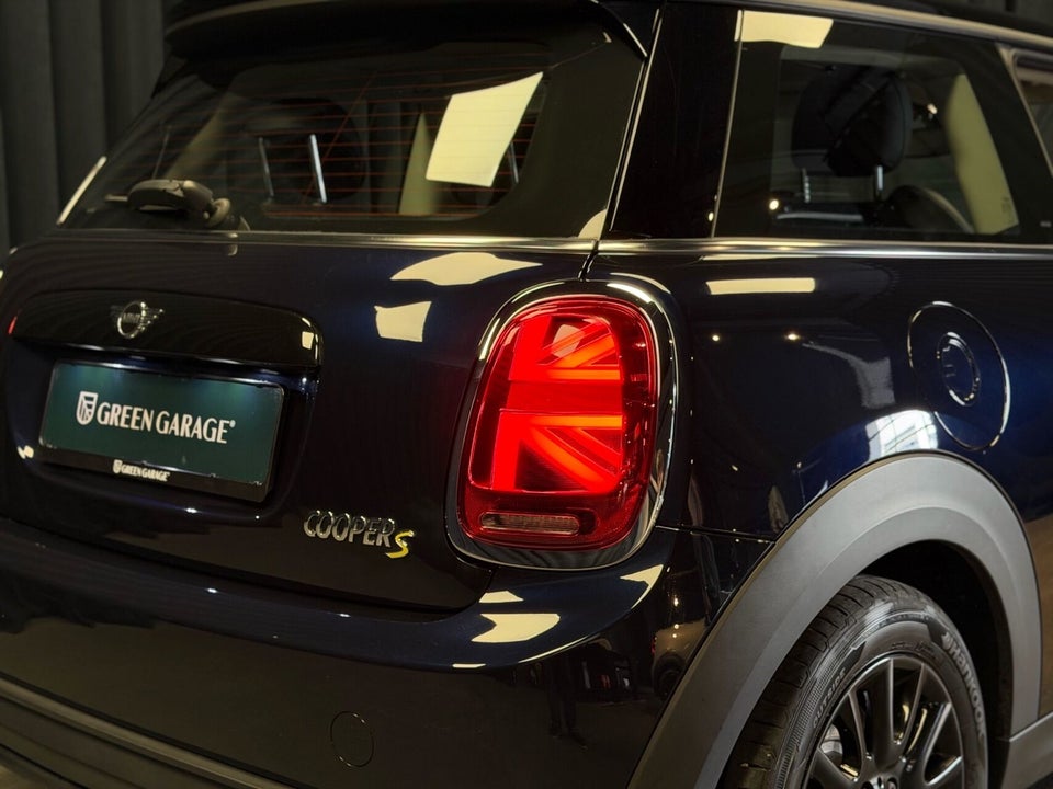 MINI Cooper SE Classic Trim 3d