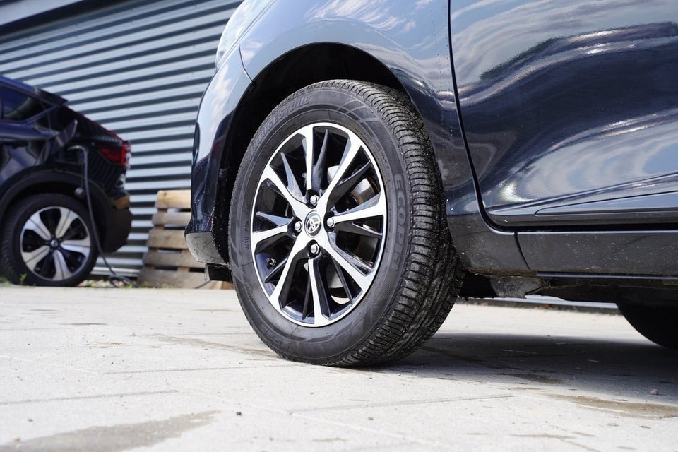 Toyota Yaris 1,5 VVT-iE T3 Smart 5d