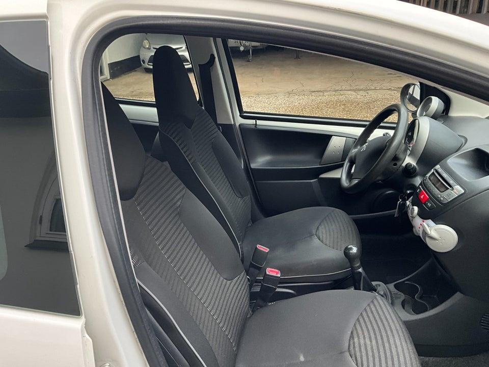 Peugeot 107 1,0 Active 5d