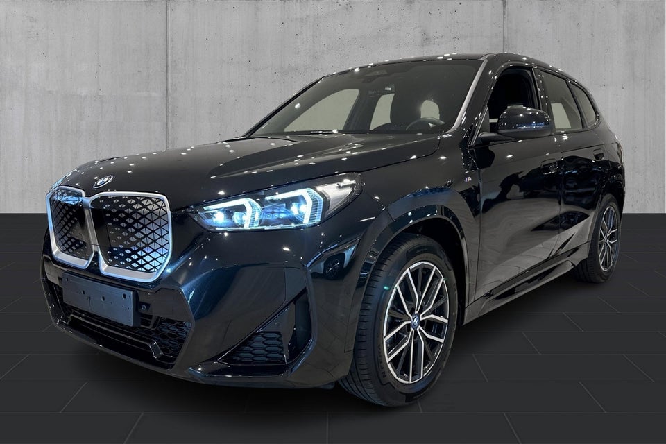 BMW iX1 eDrive20 M-Sport 5d