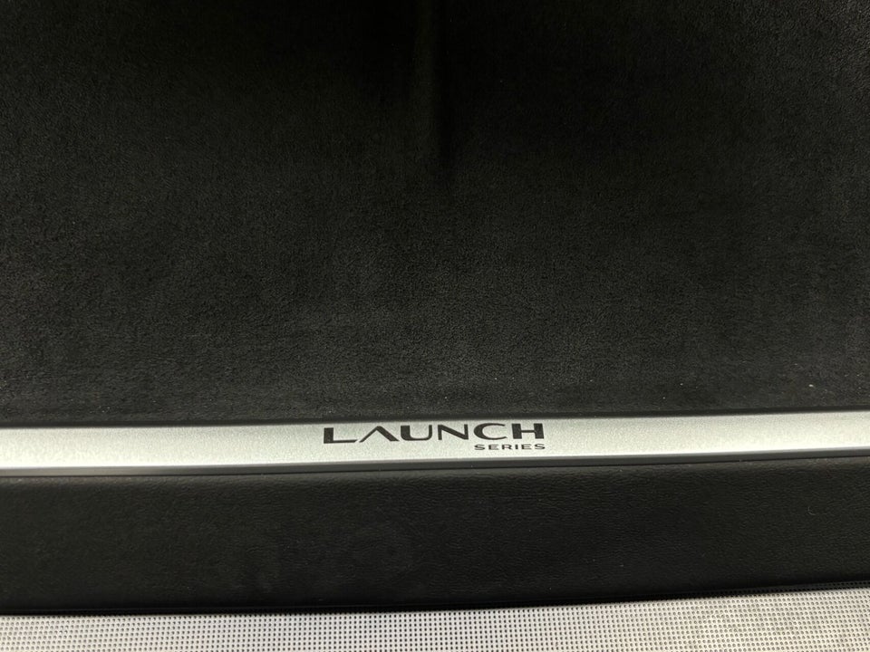 Tesla Model Y Launch Series Long Range AWD 5d