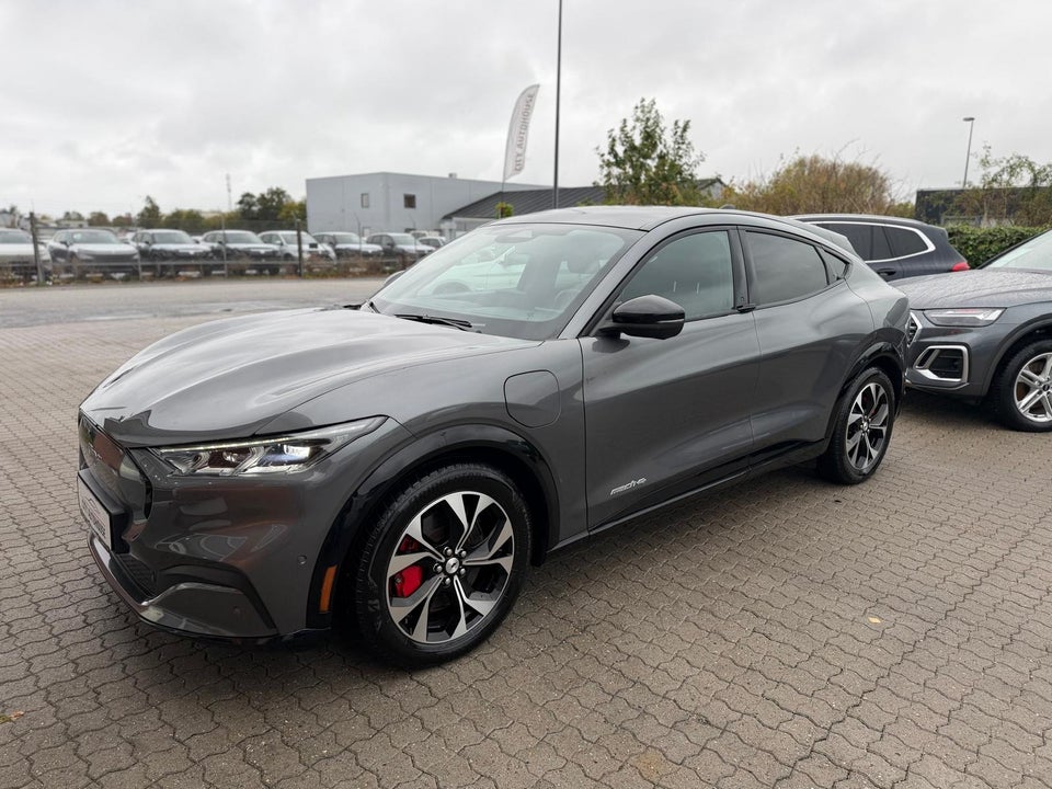 Ford Mustang Mach-E 70 Premium Standard Range AWD 5d
