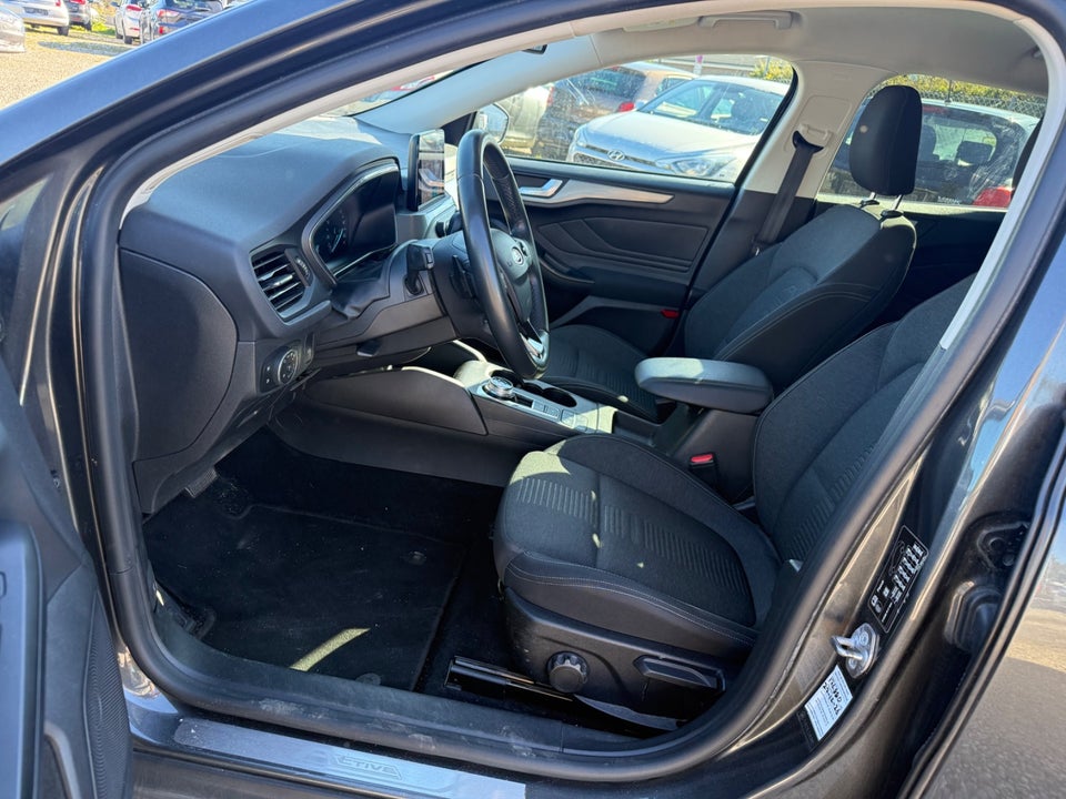 Ford Focus 1,0 EcoBoost Active Business stc. aut. 5d