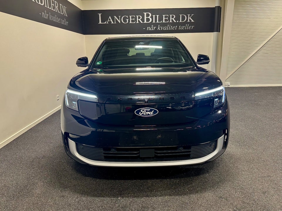 Ford Explorer 82 Premium Extended Range 5d