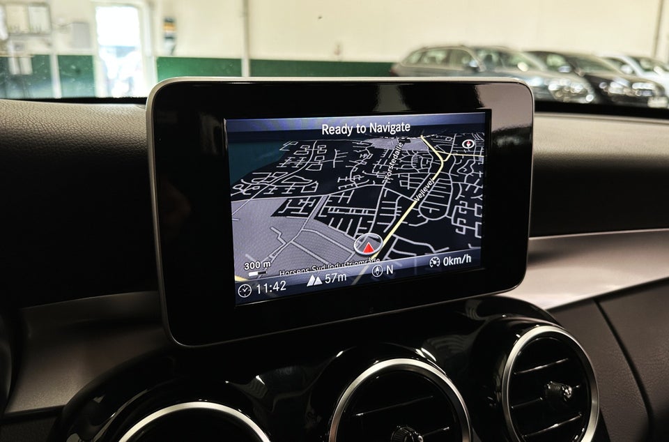 Mercedes C220 d 2,2 Avantgarde stc. aut. 5d