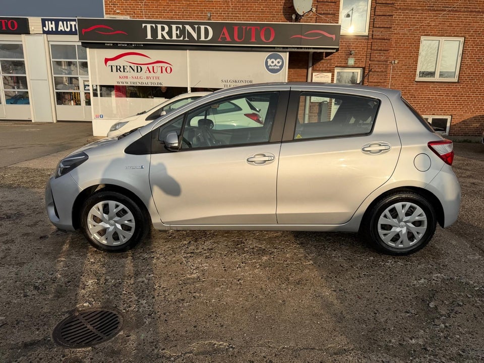 Toyota Yaris 1,5 Hybrid H2 e-CVT 5d