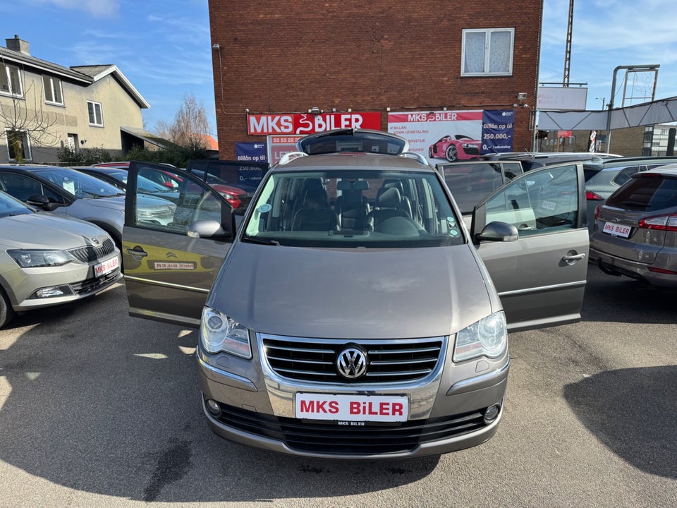 VW Touran 1,4 TSi 140 Highline DSG 5d