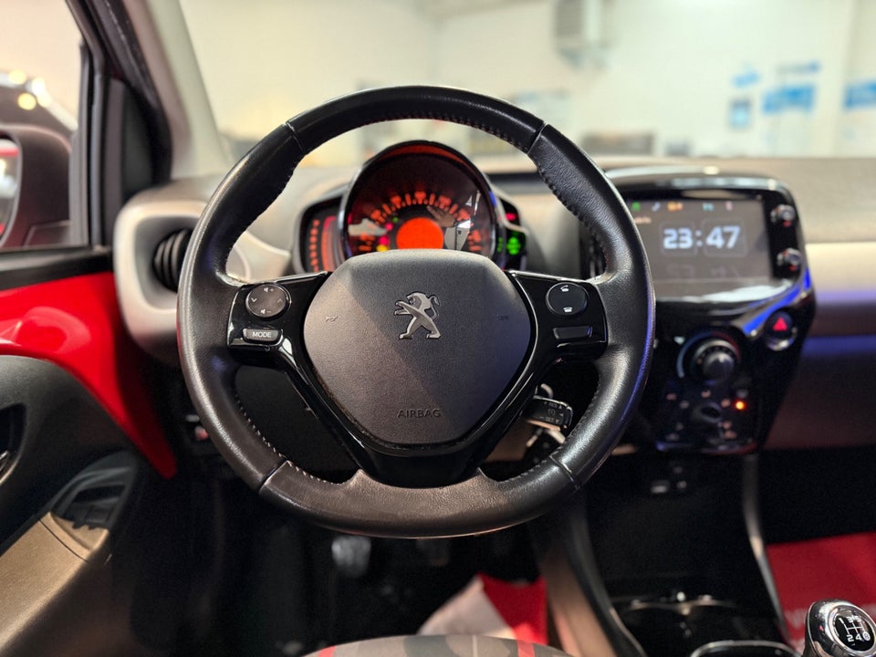 Peugeot 108 1,0 e-VTi 69 Allure 5d