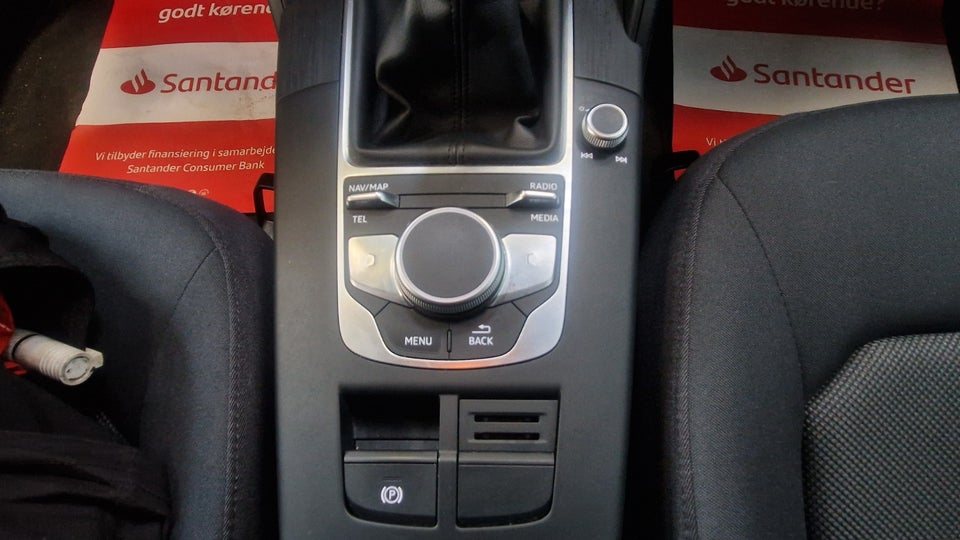 Audi A3 30 TFSi Sportback 5d