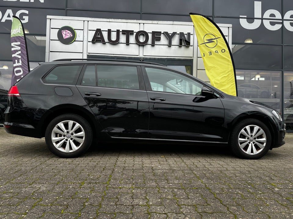 VW Golf VII 1,6 TDi 110 BlueMotion Variant 5d