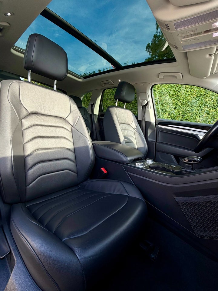 VW Touareg 3,0 TDi 286 Elegance aut. 4Motion 5d