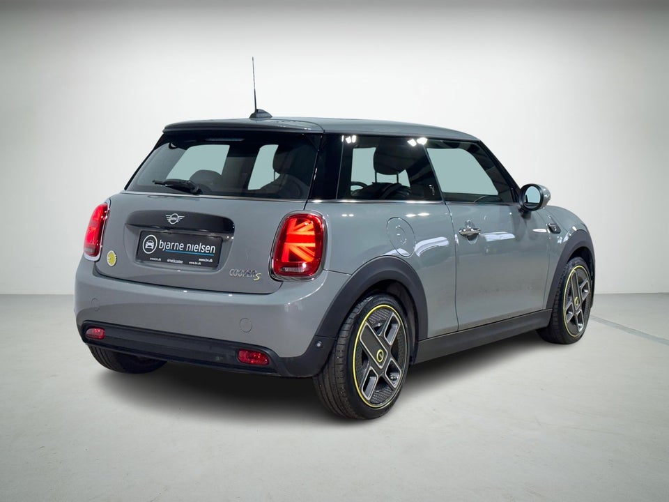 MINI Cooper SE Maximise 3d