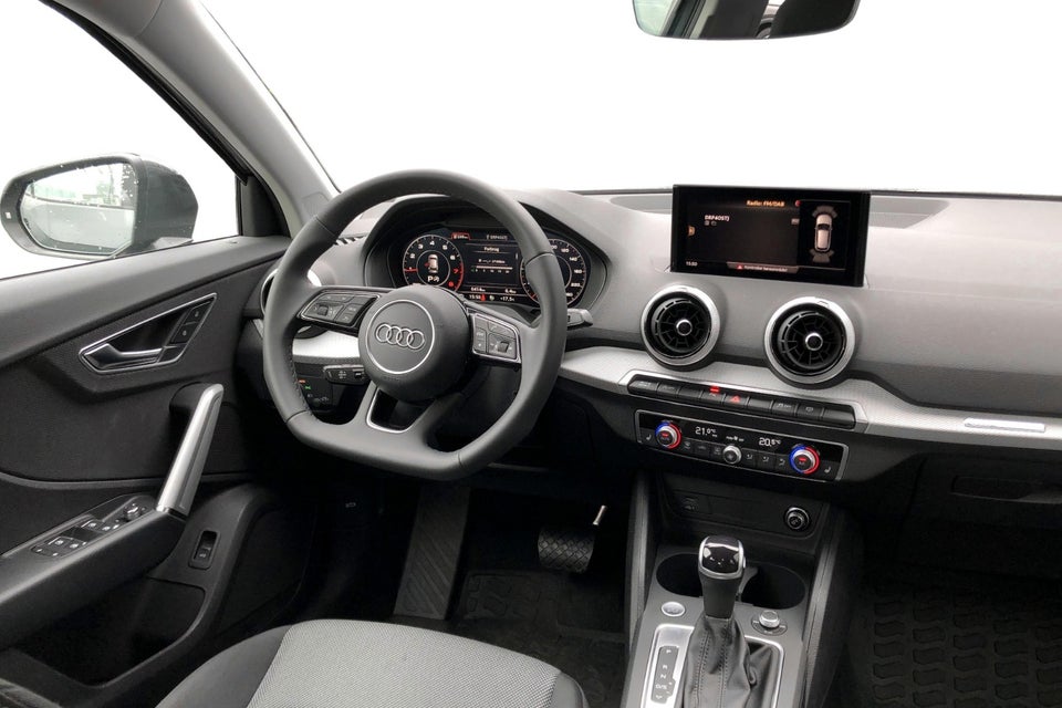 Audi Q2 35 TFSi S-line S-tr. 5d