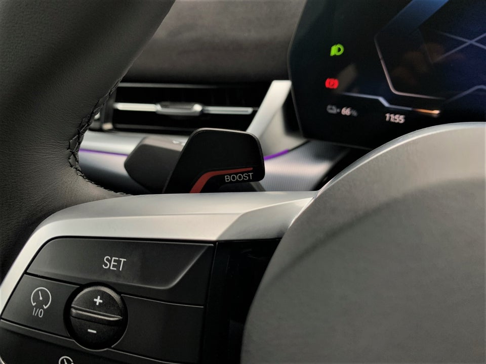 BMW iX2 eDrive20 M-Sport 5d