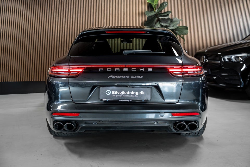 Porsche Panamera Turbo 4,0 Sport Turismo PDK 5d