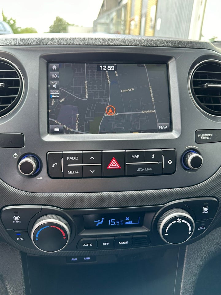 Hyundai i10 1,0 Touch 5d