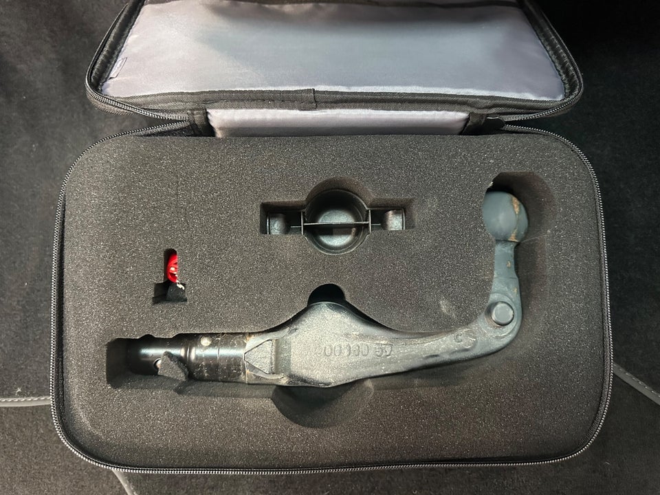 Tesla Model Y Long Range RWD 5d
