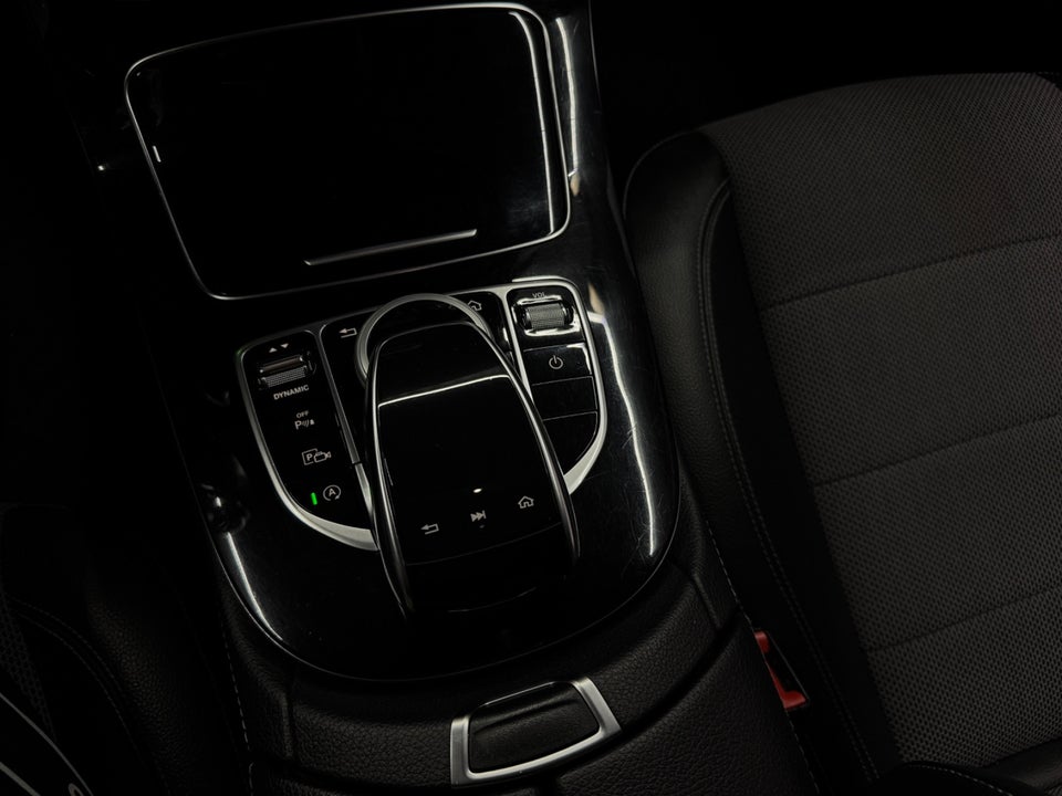 Mercedes E220 d 2,0 AMG Line aut. 4d