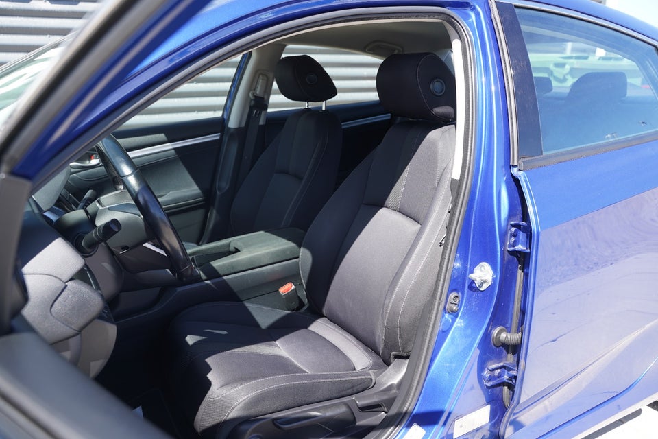 Honda Civic 1,6 i-DTEC Elegance 4d