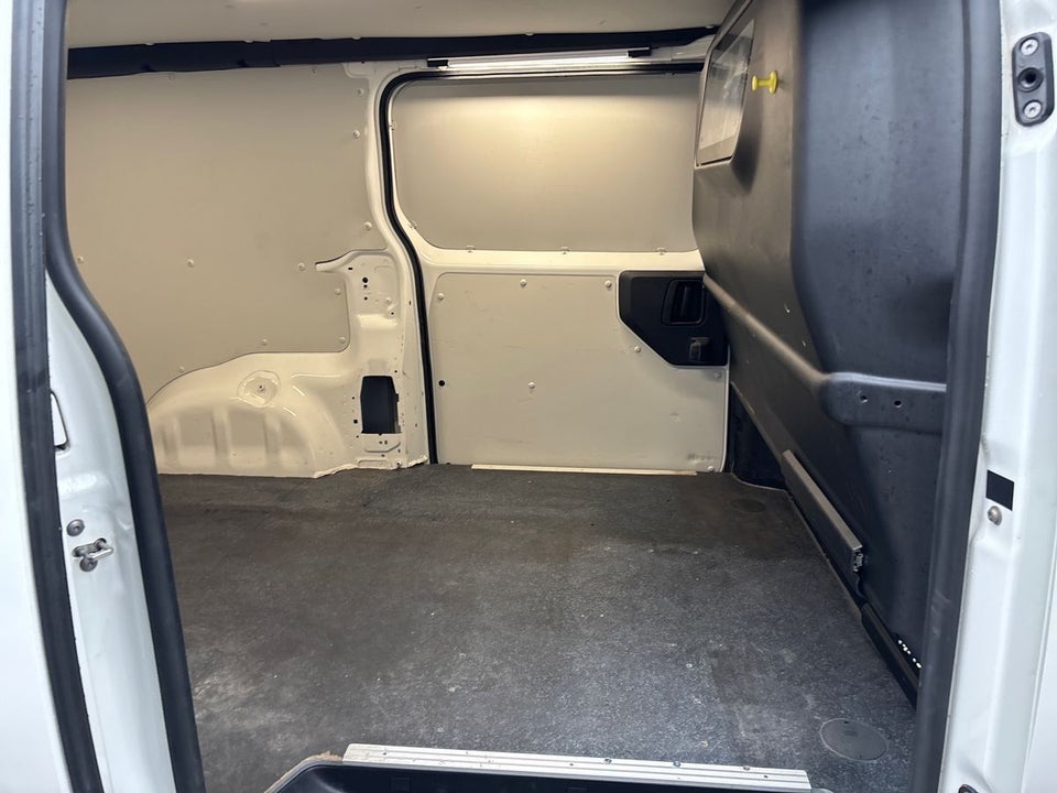 Toyota ProAce 2,0 D 144 Long Comfort Master aut. 5d