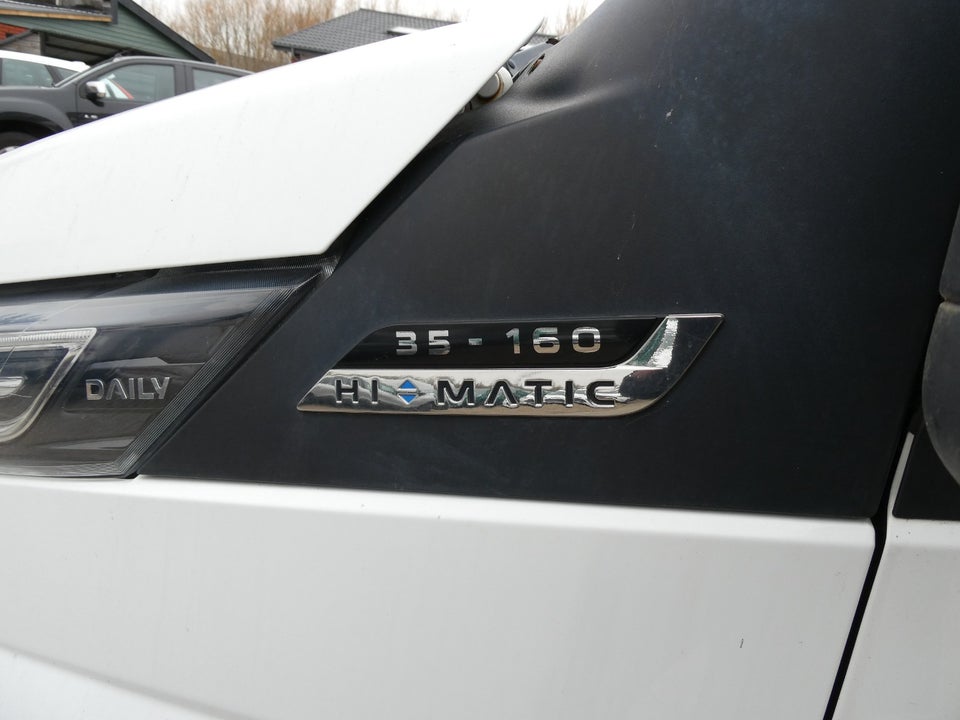 Iveco Daily 2,3 35S16 12m³ Van AG8