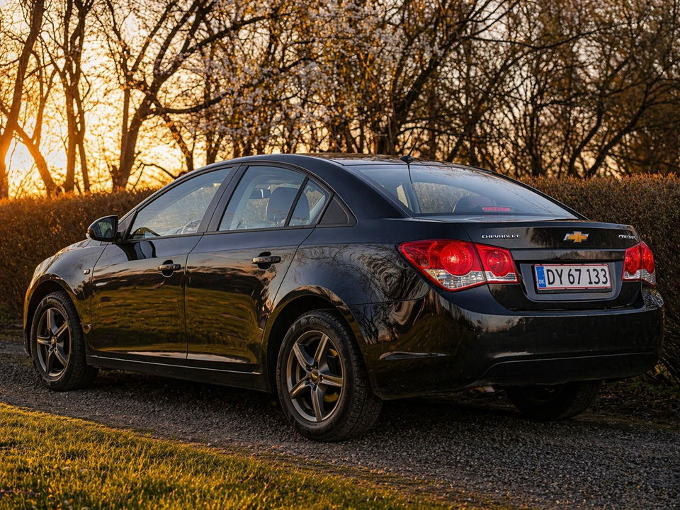 Chevrolet Cruze 1,8 LS 4d