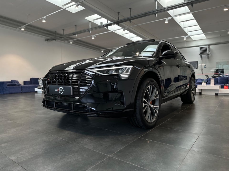 Audi e-tron 55 S-line Sportback quattro 5d