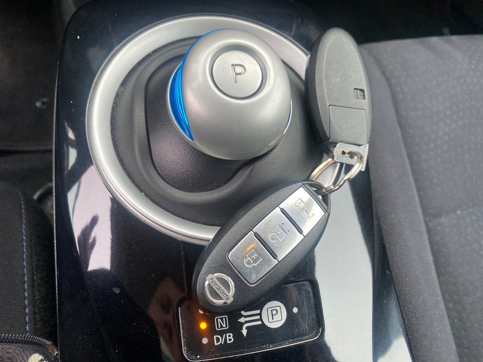 Nissan Leaf 24 Tekna 5d