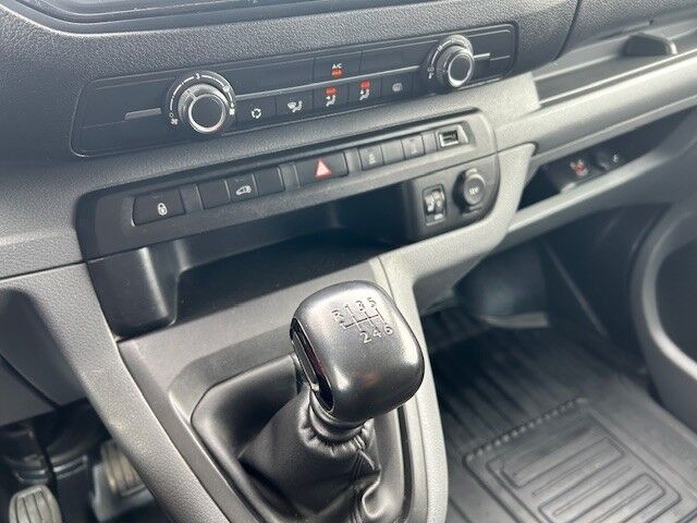 Toyota ProAce 1,6 D 115 Medium Base 5d