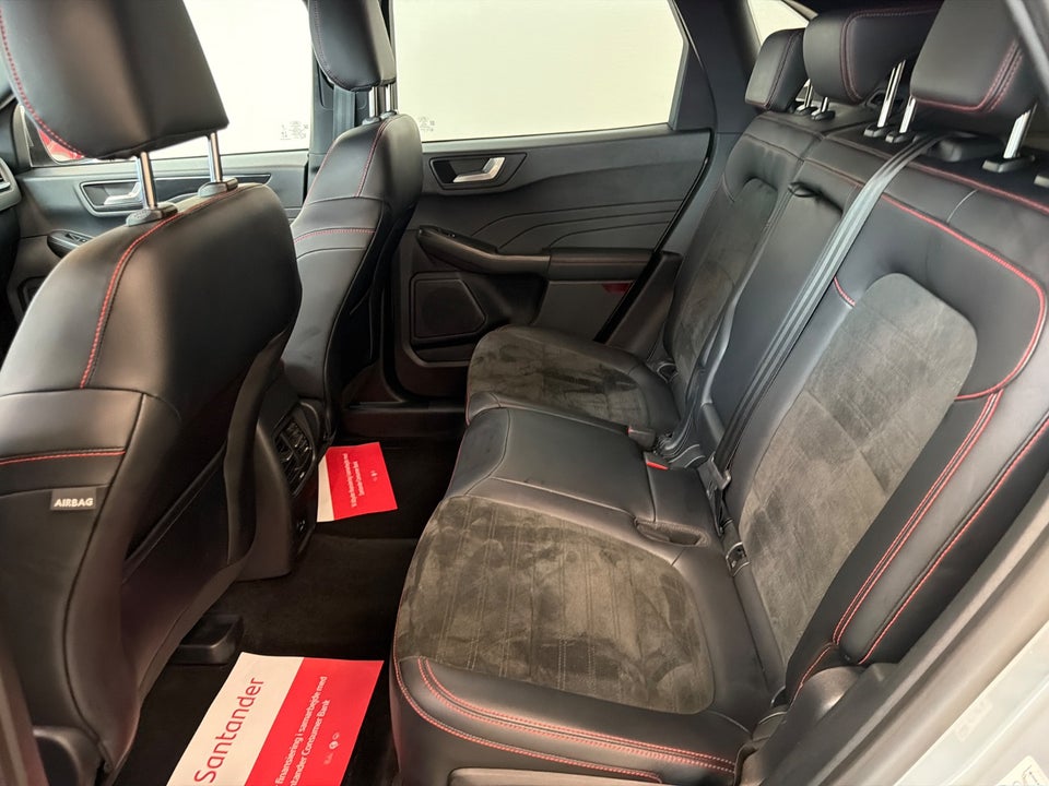 Ford Kuga 2,5 PHEV ST-Line CVT 5d