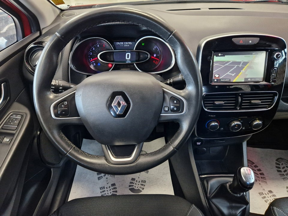 Renault Clio IV 1,5 dCi 90 Zen Sport Tourer 5d