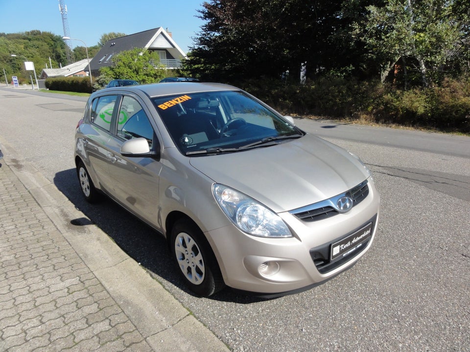 Hyundai i20 1,25 Comfort 5d