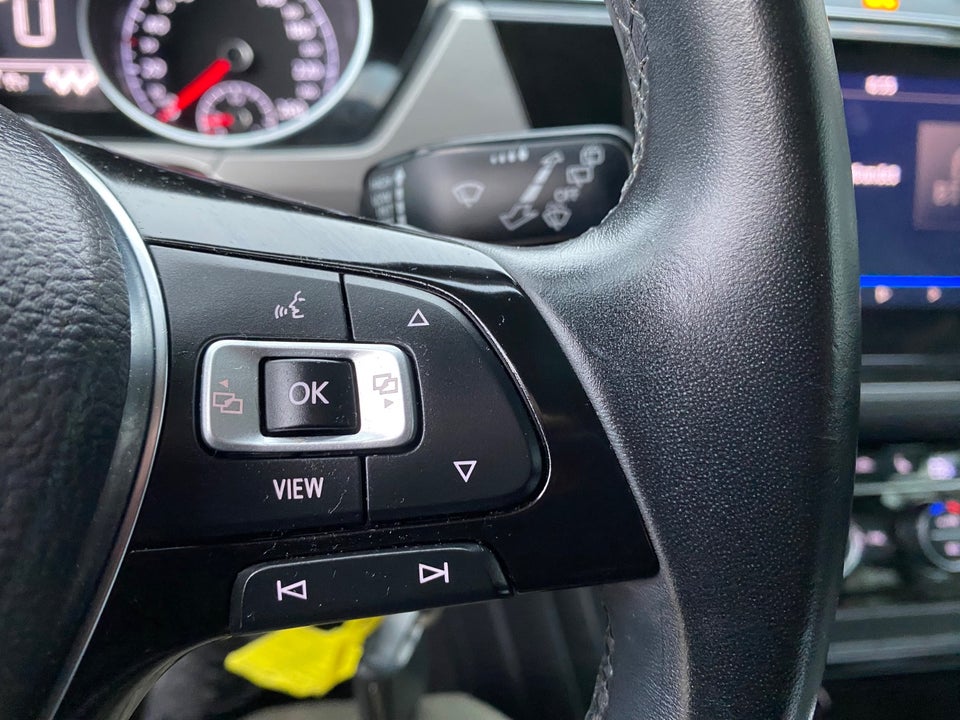 VW Touran 2,0 TDi 115 Comfortline DSG Van 5d