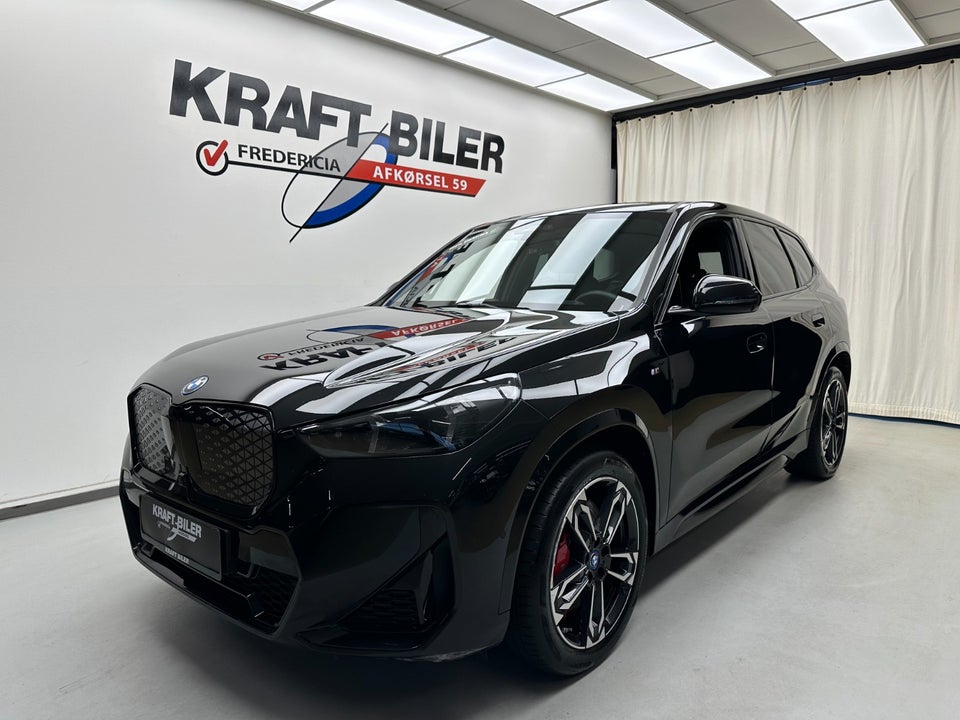 BMW iX1 eDrive20 M-Sport Pro 5d