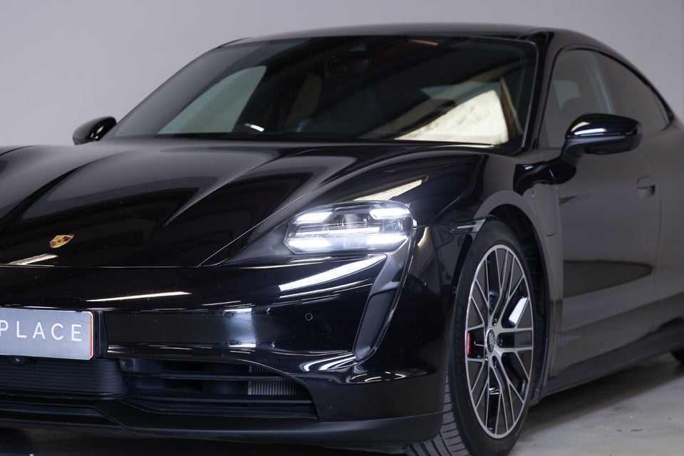 Porsche Taycan 4S Performance+ 4d