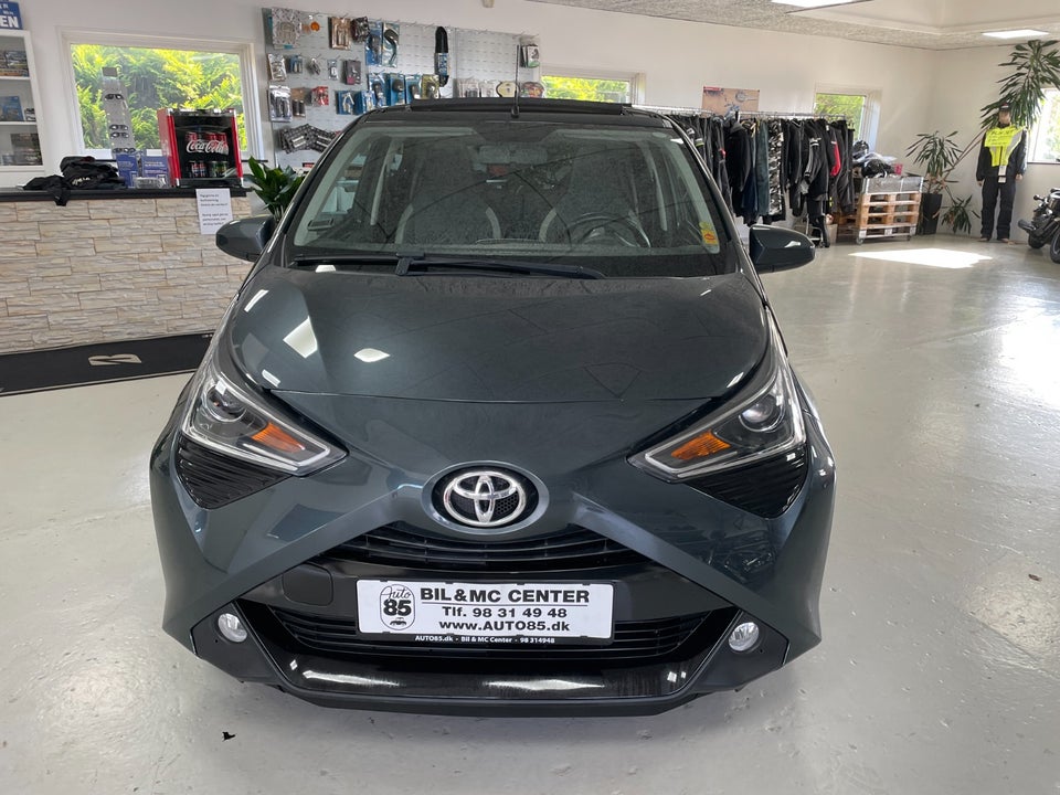 Toyota Aygo 1,0 VVT-i x-sky 5d