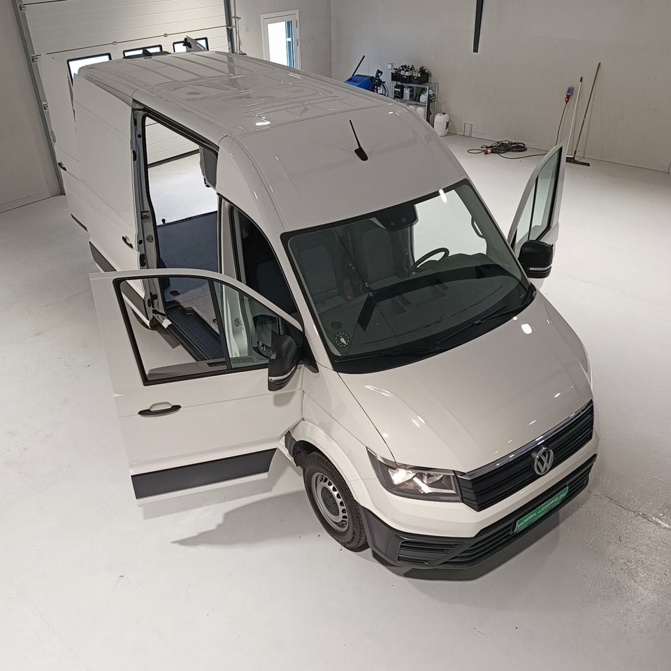 VW Crafter 35 2,0 TDi 177 Kassevogn L3H3 aut.