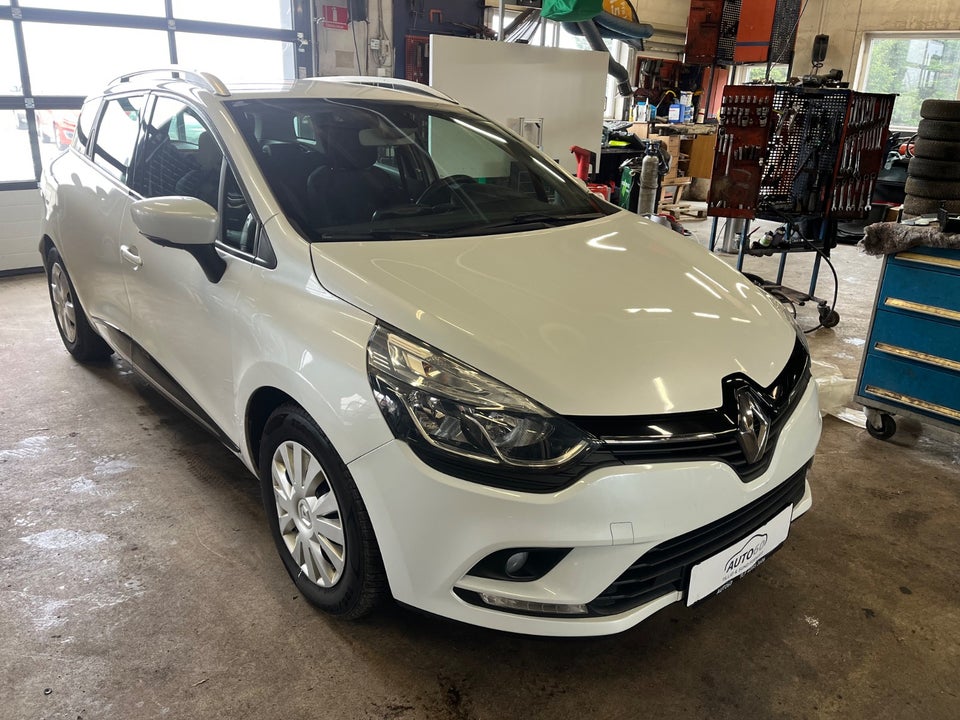 Renault Clio IV 1,5 dCi 90 Zen Sport Tourer 5d