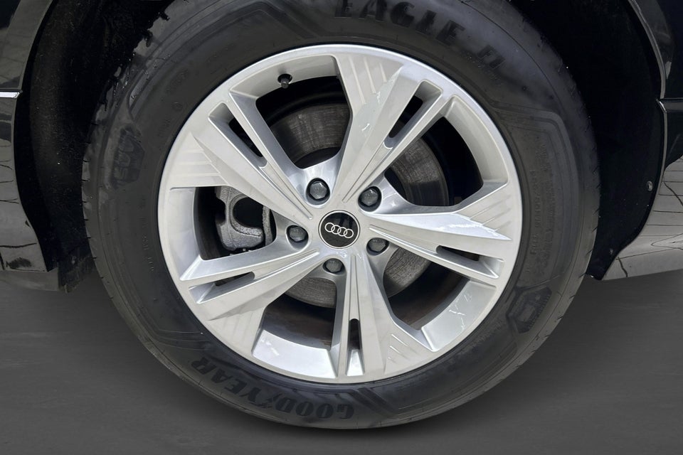 Audi Q6 e-tron Progress plus quattro 5d