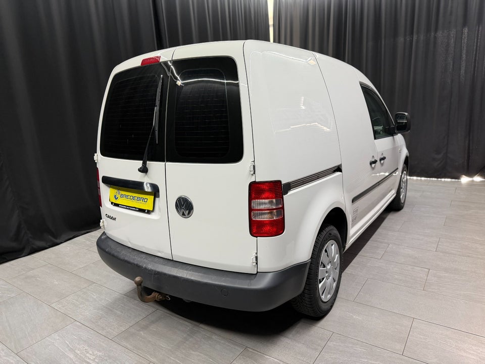 VW Caddy 1,6 TDi 102 BMT Van 4d